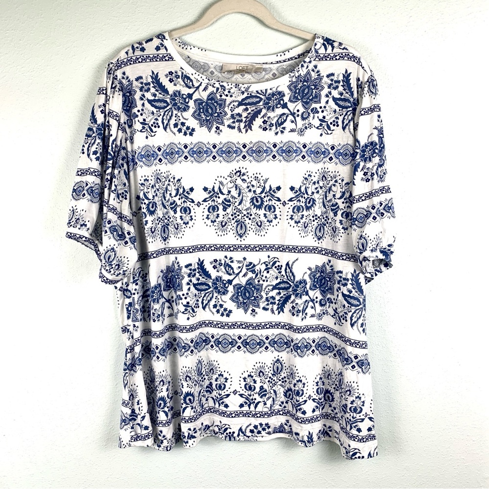 NWT Loft Plus Blue & White Floral Puff Sleeve Crew Neck Top, Size 20/22